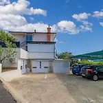 Hundefreundliches Nur 150 Meter Zum Mit Meerblick, Bbq, Wifi