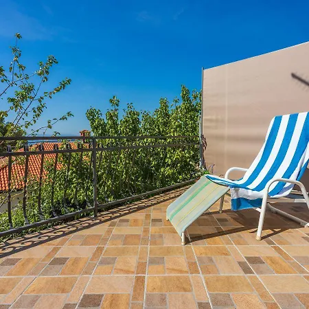 Apartment Hundefreundliches Nur 150 Meter Zum Mit Meerblick, Bbq, Wifi *