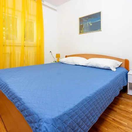 Apartment Hundefreundliches Nur 150 Meter Zum Mit Meerblick, Bbq, Wifi