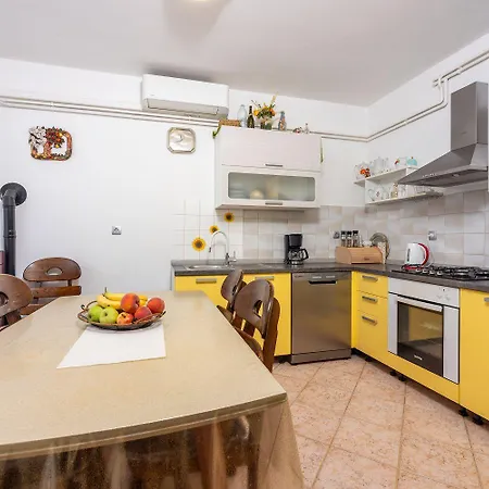 Hundefreundliches Nur 150 Meter Zum Mit Meerblick, Bbq, Wifi Apartment