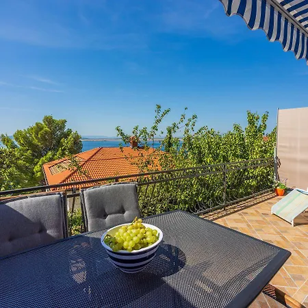 Hundefreundliches Nur 150 Meter Zum Mit Meerblick, Bbq, Wifi *